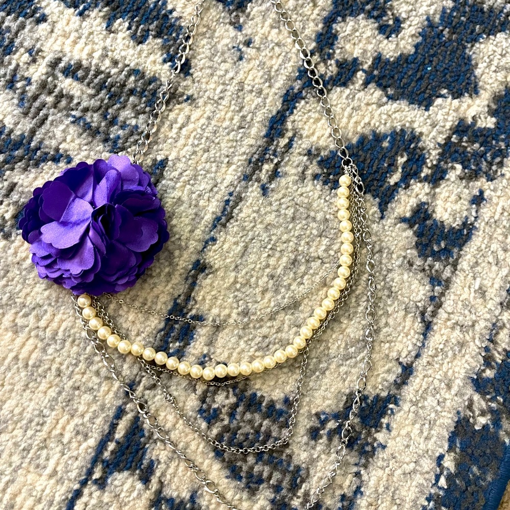 Pearl and silver statement necklace